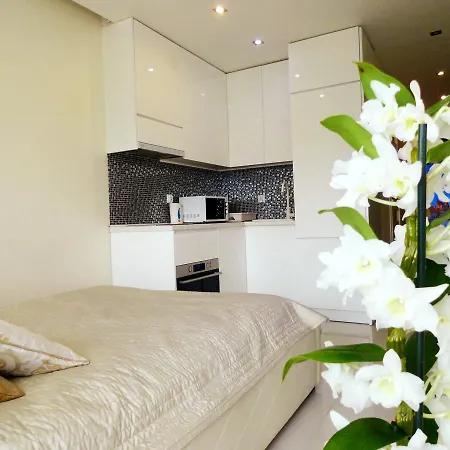 Apartament Na Grobli 111 *